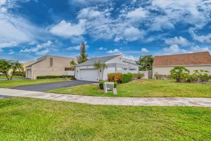 905 NW 22nd Avenue, Delray Beach, FL 33445 - #2