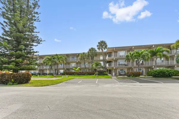 3200 NE 7th Court #205b, Pompano Beach, FL 33062