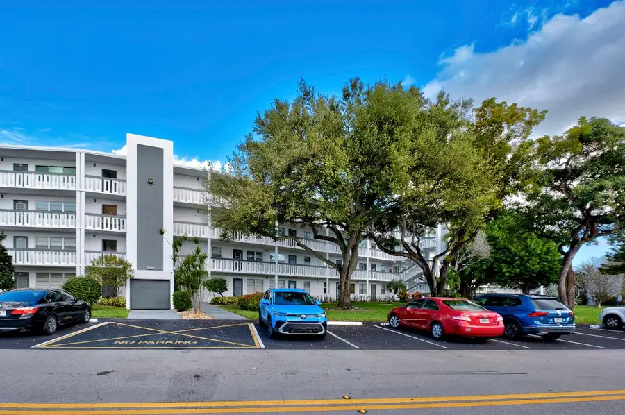 3076 Newport Q #3076, Deerfield Beach, FL 33442 - #2