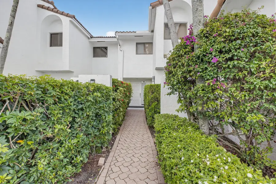 19629 Bay Cove Drive, Boca Raton, FL 33434 - #2