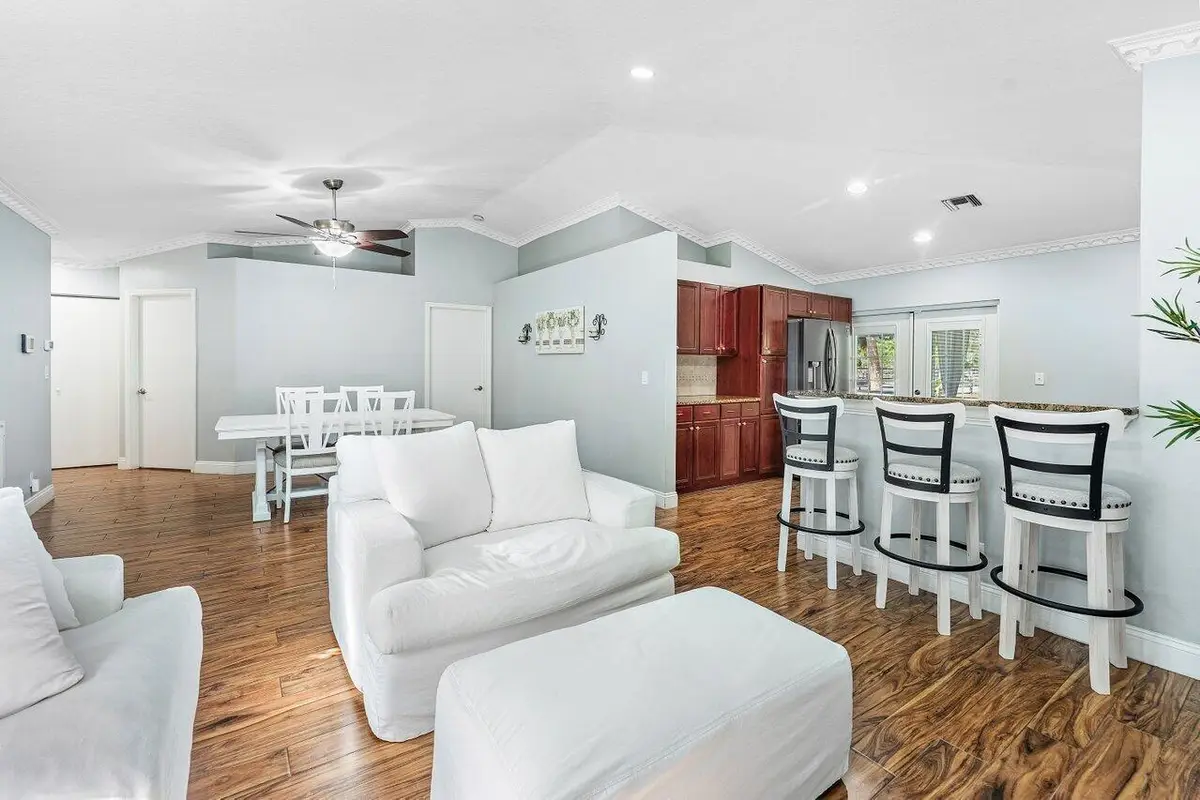 5418 Club Circle, Haverhill, FL 33415 - #1