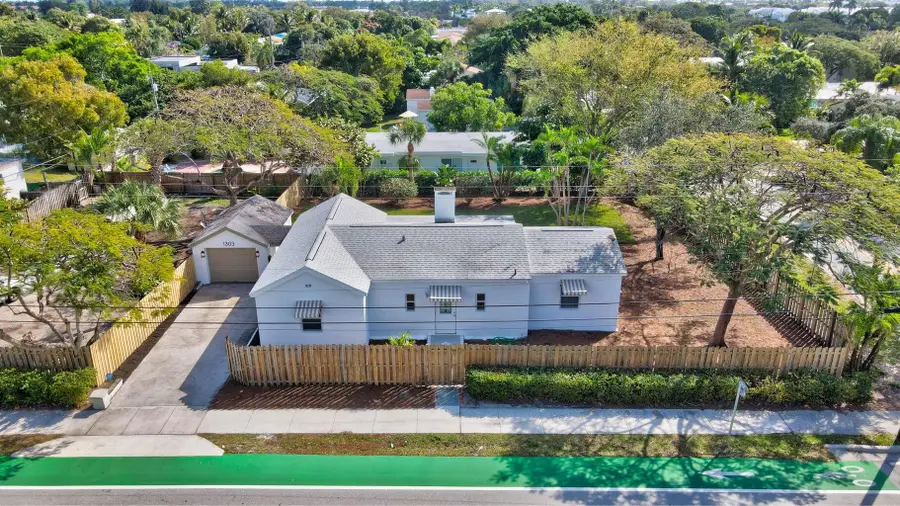1303 NE 2nd Avenue, Delray Beach, FL 33444 - #3