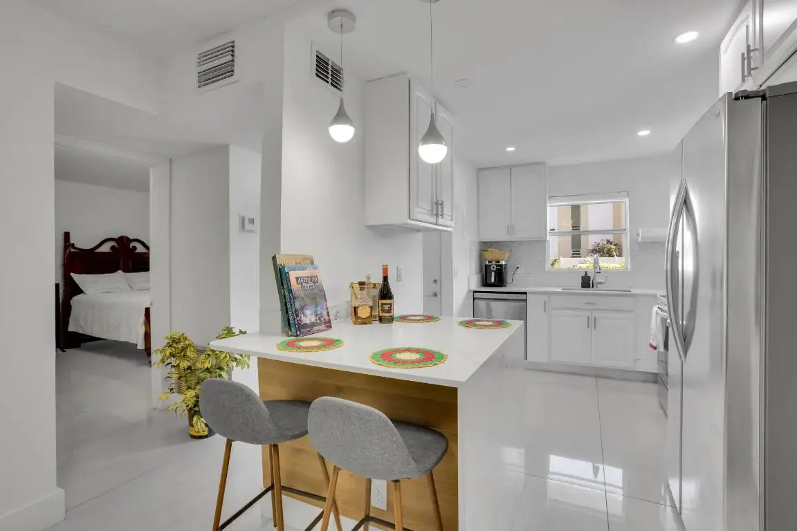 700 SE 6 Avenue #107, Deerfield Beach, FL 33441 - #1