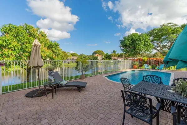 4960 NW 53rd Avenue, Coconut Creek, FL 33073