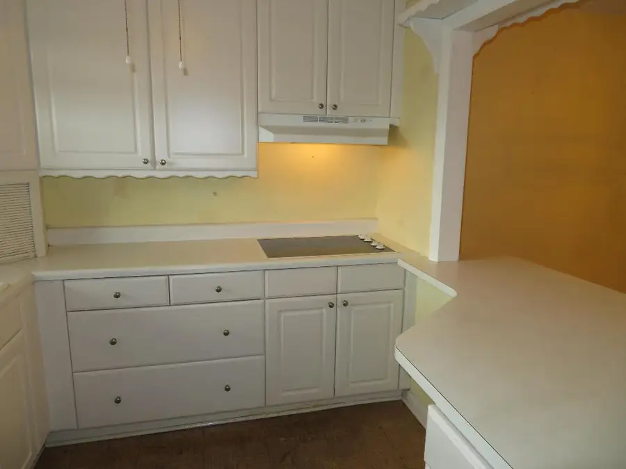 719 Lori Drive #302, Palm Springs, FL 33461 - #2