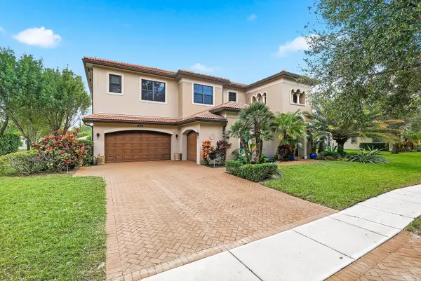 8060 Woodslanding Trail, West Palm Beach, FL 33411