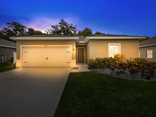 5234 Oakland Lake Circle, Fort Pierce, FL 34951