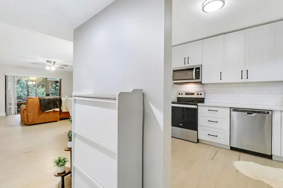 1200 SE Parkview Place #F3, Stuart, FL 34994 - #3