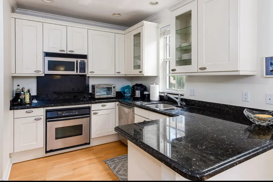 338 Tuxedo Lane, West Palm Beach, FL 33401 - #3