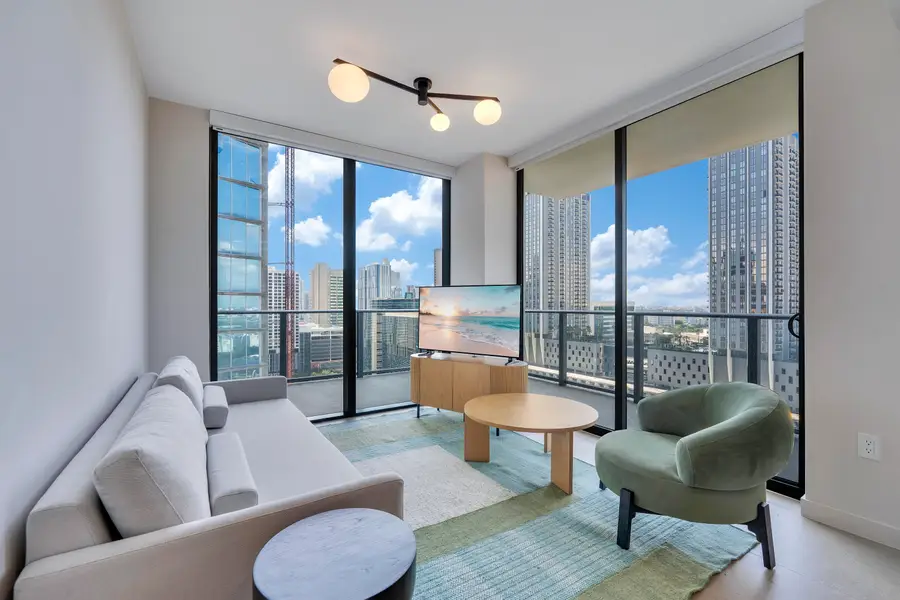 11 NE 6th Street #2201, Miami, FL 33132 - #3