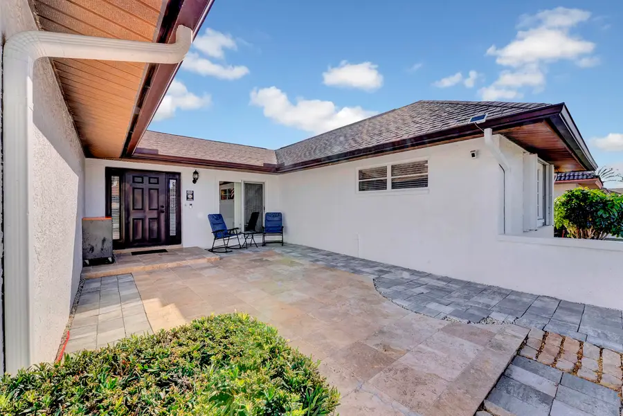 10306 Greentrail Drive N, Boynton Beach, FL 33436 - #3