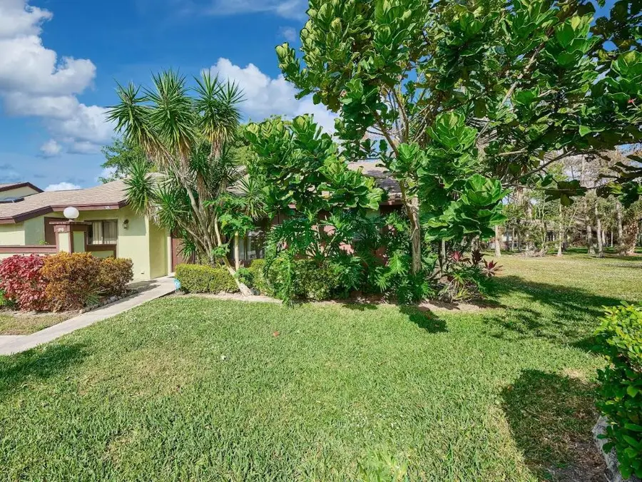 498 Iron Forge Ct Court, West Palm Beach, FL 33411 - #2
