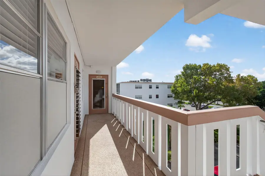 4082 Wolverton E, Boca Raton, FL 33434 - #3