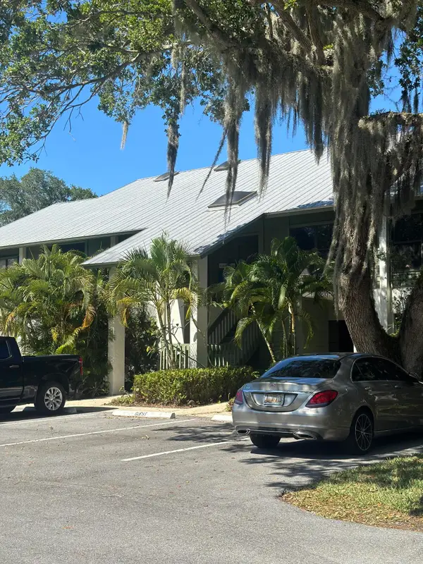 5270 SE Seascape Way #102, Stuart, FL 34997