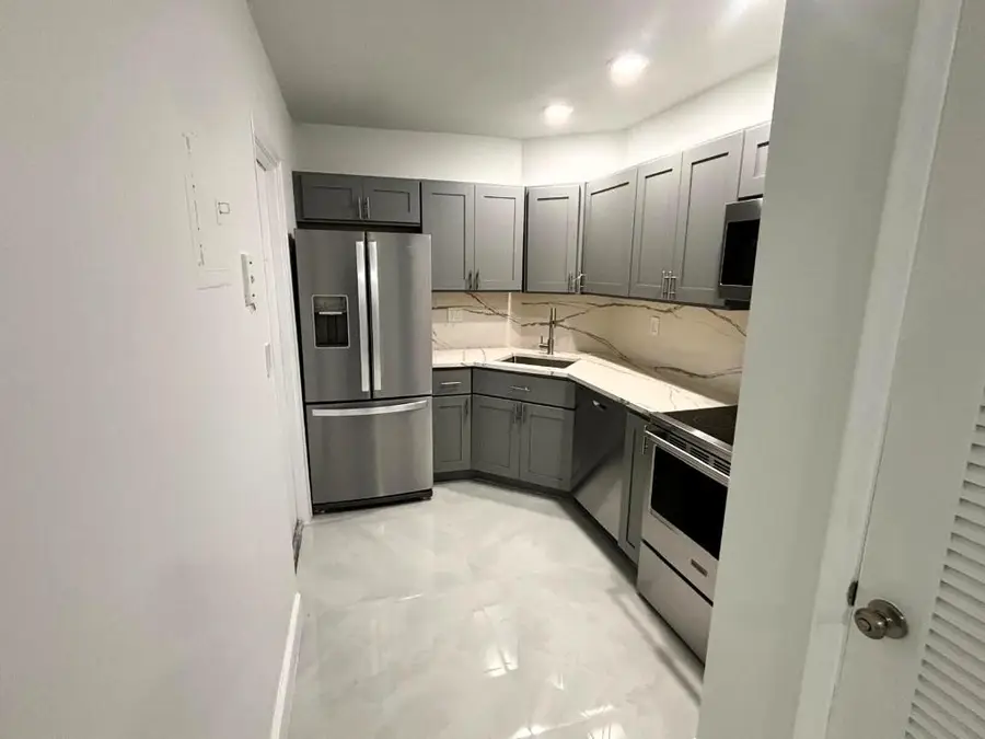 136 NE 19th Court #112f, Wilton Manors, FL 33305 - #2