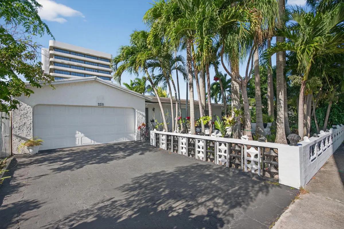 225 S Sequoia Drive, West Palm Beach, FL 33409 - #1