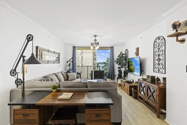 1801 N Flagler Drive #721, West Palm Beach, FL 33407