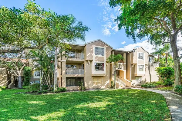 1885 Palm Cove Boulevard #10-207, Delray Beach, FL 33445