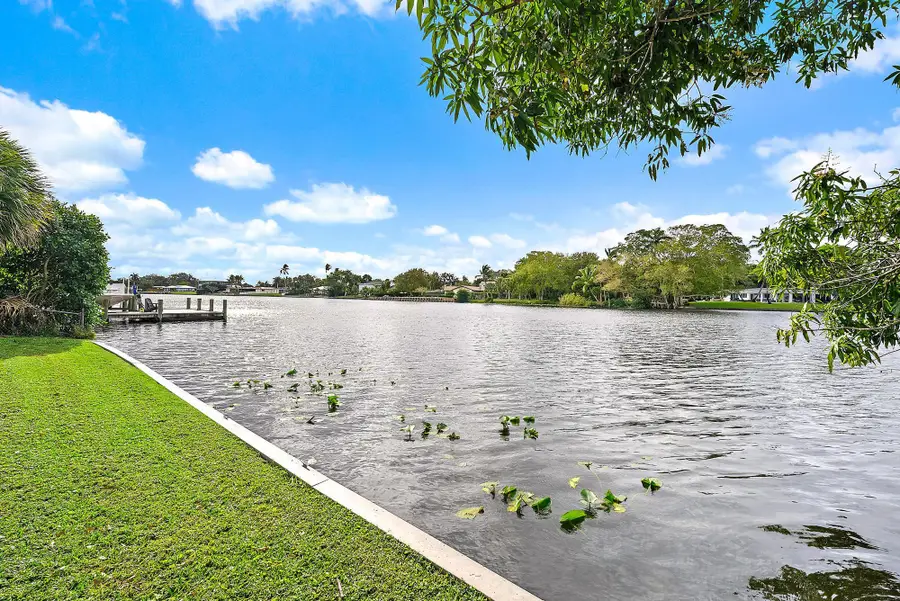 7523 Pine Tree Lane, Lake Clarke Shores, FL 33406 - #2