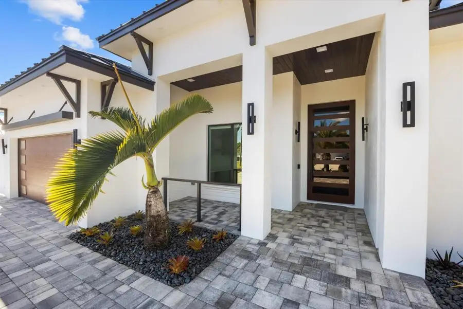 3291 SE West Snow Road, Port Saint Lucie, FL 34984 - #3