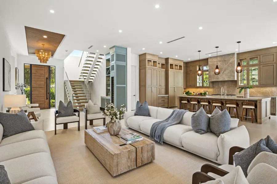 247 Seville Road, West Palm Beach, FL 33405 - #3