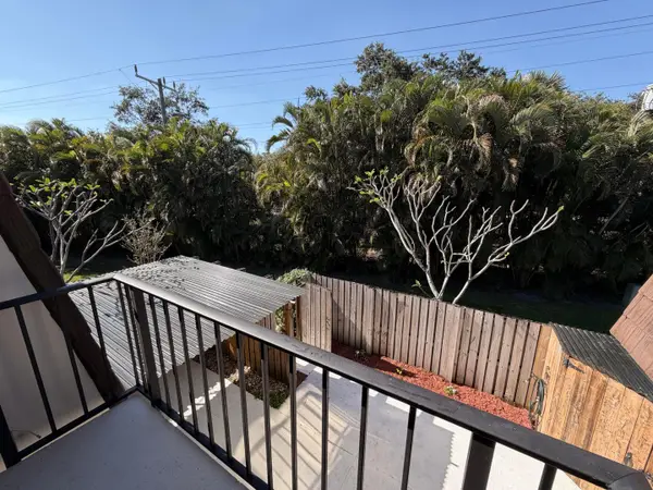 1914 19th Lane, Palm Beach Gardens, FL 33418