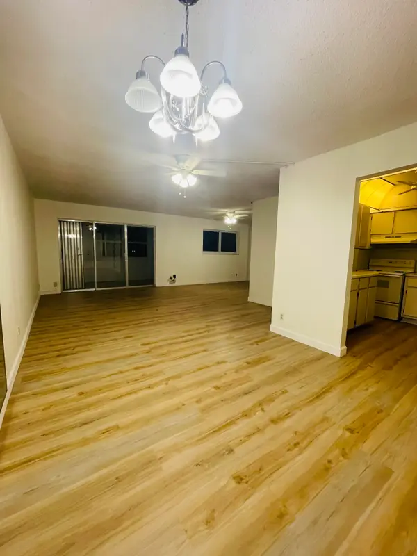 725 Lori Drive #412, Palm Springs, FL 33461