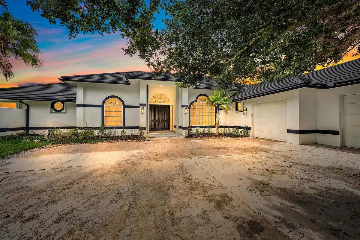 19558 Red Gum Trail, Jupiter, FL 33458 - #1