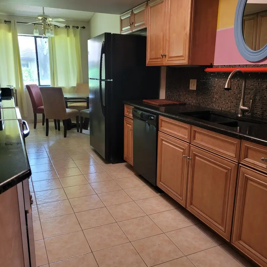 135 Meander Circle, Royal Palm Beach, FL 33411 - #2