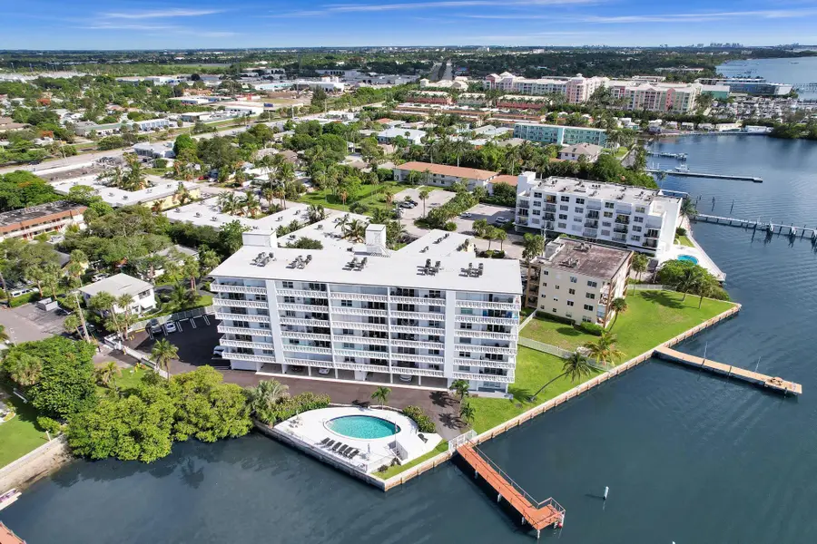 231 E Lantana Road #204, Lantana, FL 33462 - #3