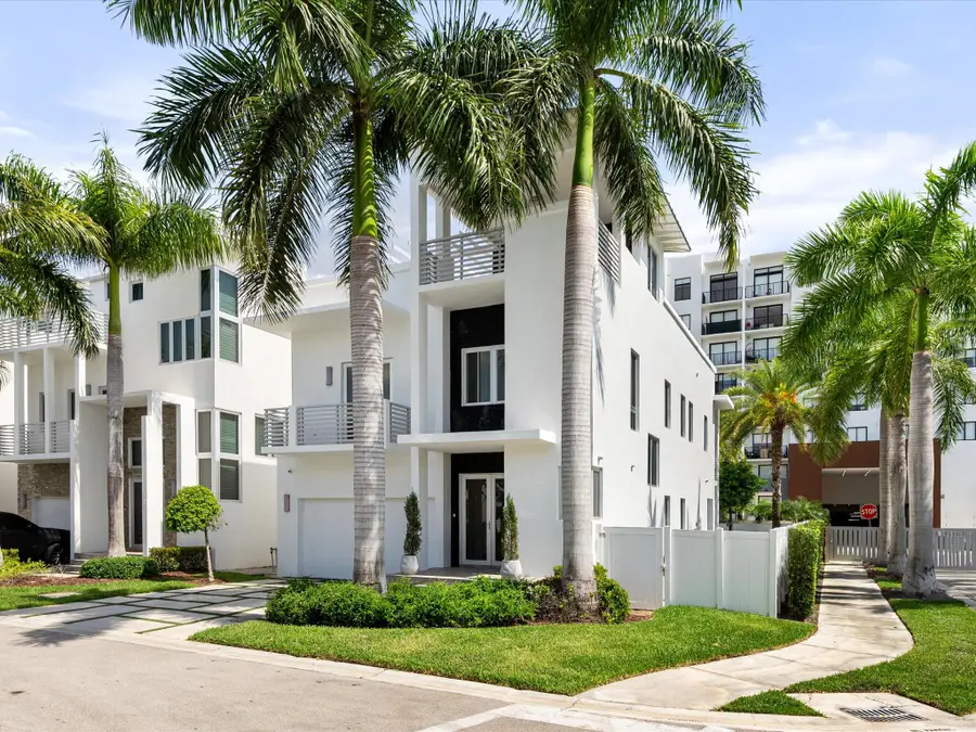 8405 NW 34th Street, Doral, FL 33122 - #2