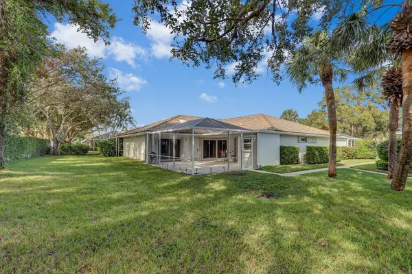 9503 Chapman Oak Court, Palm Beach Gardens, FL 33410