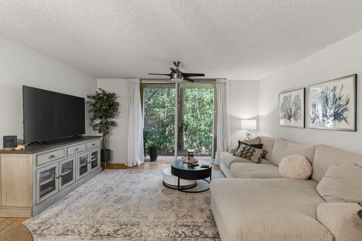 1100 Scotia Drive #104, Hypoluxo, FL 33462 - #1