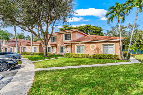 9790 Kamena Circle #9790, Boynton Beach, FL 33436
