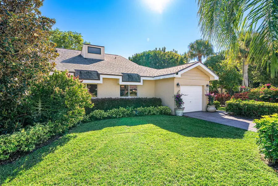 6858 Fountains Circle, Lake Worth, FL 33467 - #2