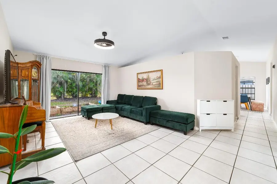 1060 Cedar Creek Way, Davie, FL 33325 - #3