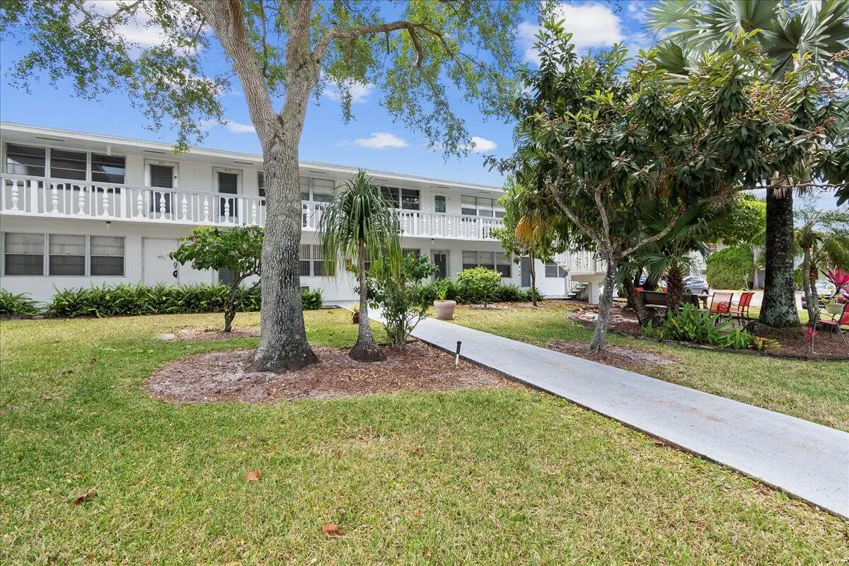 412 Sheffield Q, West Palm Beach, FL 33417 - #1