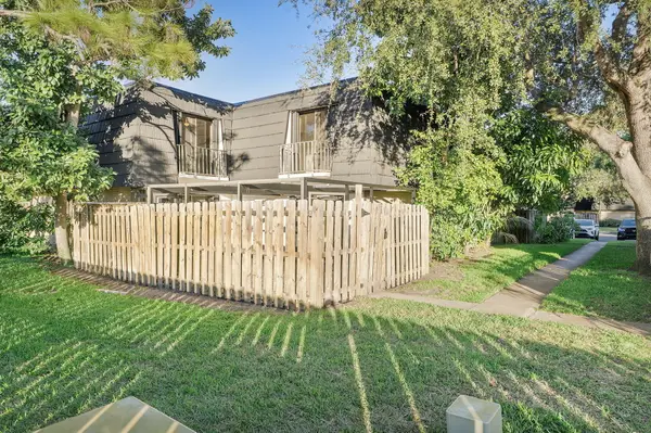 291 Woodland Road, Lake Worth, FL 33461