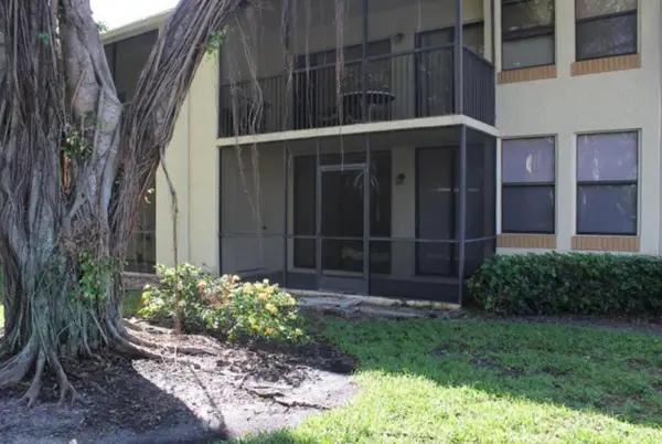 1256 S Military Trail #911, Deerfield Beach, FL 33442