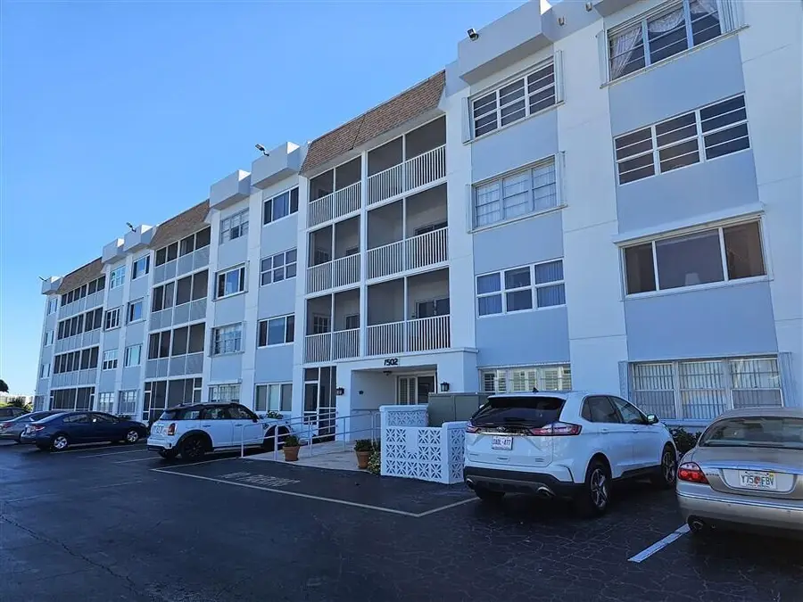 1502 S Lakeside Drive #118, Lake Worth Beach, FL 33460 - #2