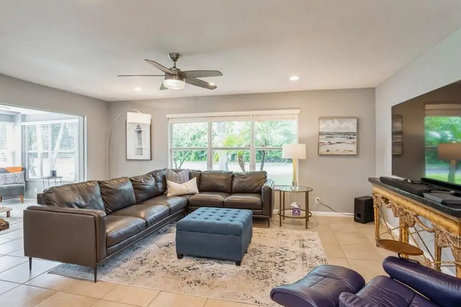 1230 S Drive Way #A, Delray Beach, FL 33445 - #3