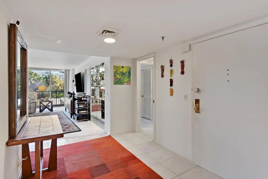 2427 Presidential Way #204, West Palm Beach, FL 33401 - #3