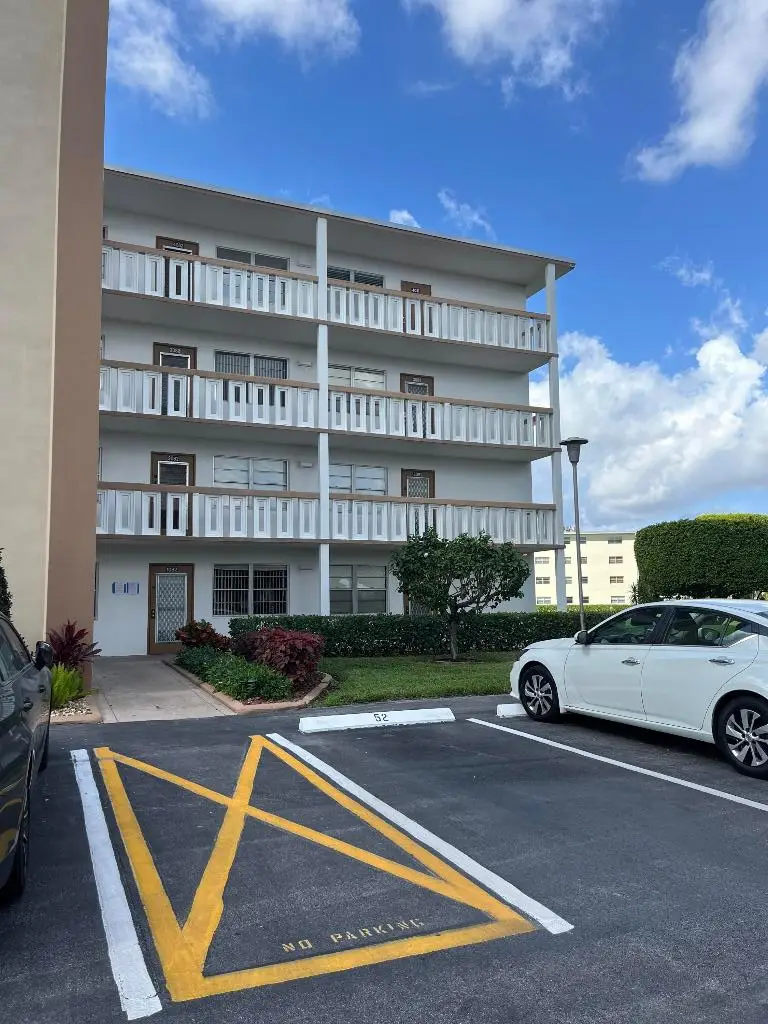 3081 Cornwall E, Boca Raton, FL 33434 - #1