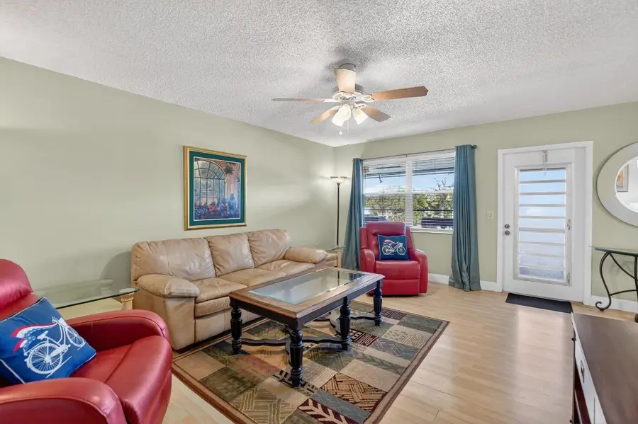 326 Farnham P #P, Deerfield Beach, FL 33442 - #2