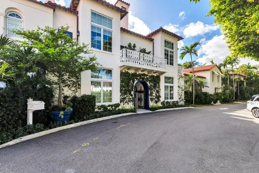 236 Phipps Plaza #201, Palm Beach, FL 33480 - #2