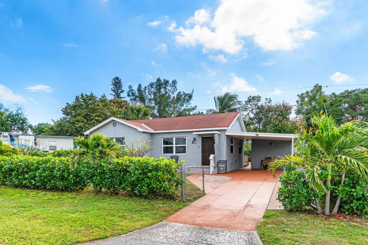 930 43rd Street, West Palm Beach, FL 33407 - #1