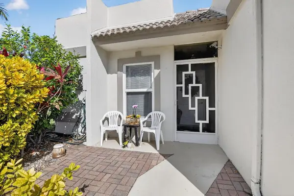 9215 Flynn Circle #8, Boca Raton, FL 33496