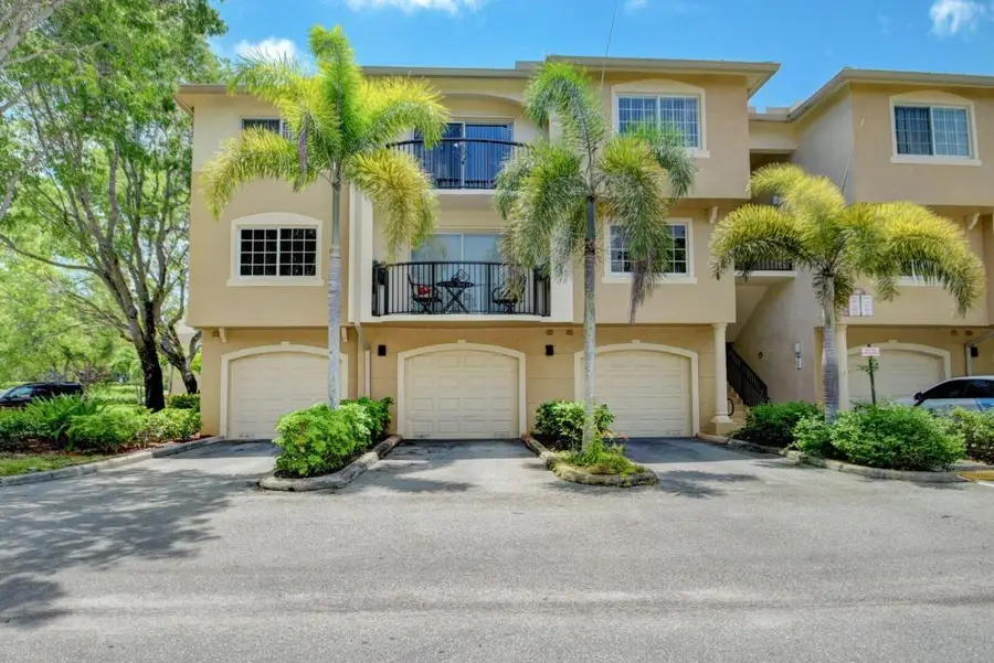 300 Crestwood Court N #307, Royal Palm Beach, FL 33411 - #2