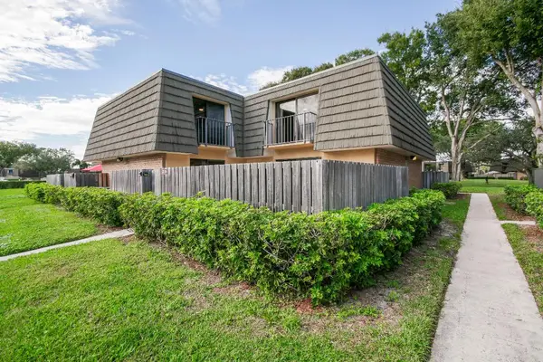 3228 32nd Way, West Palm Beach, FL 33407