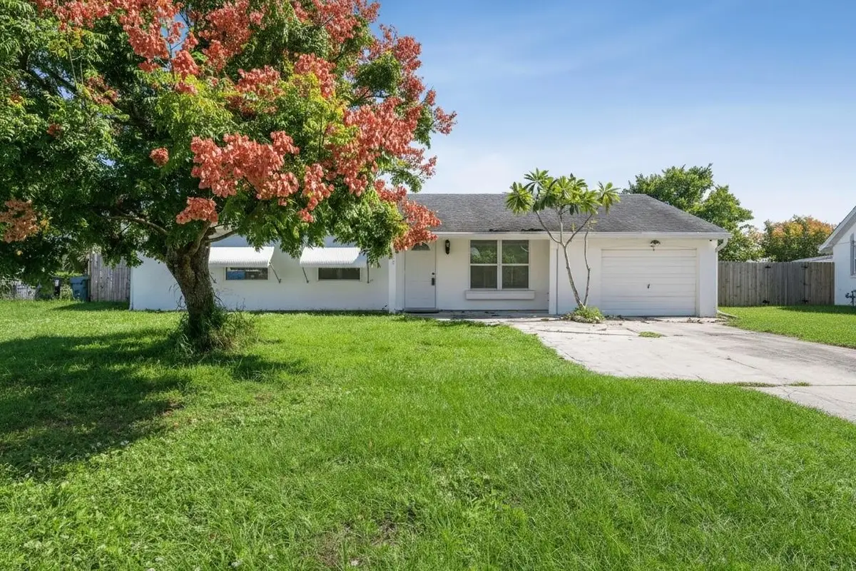 2009 SE Hideaway Circle, Port Saint Lucie, FL 34952 - #1